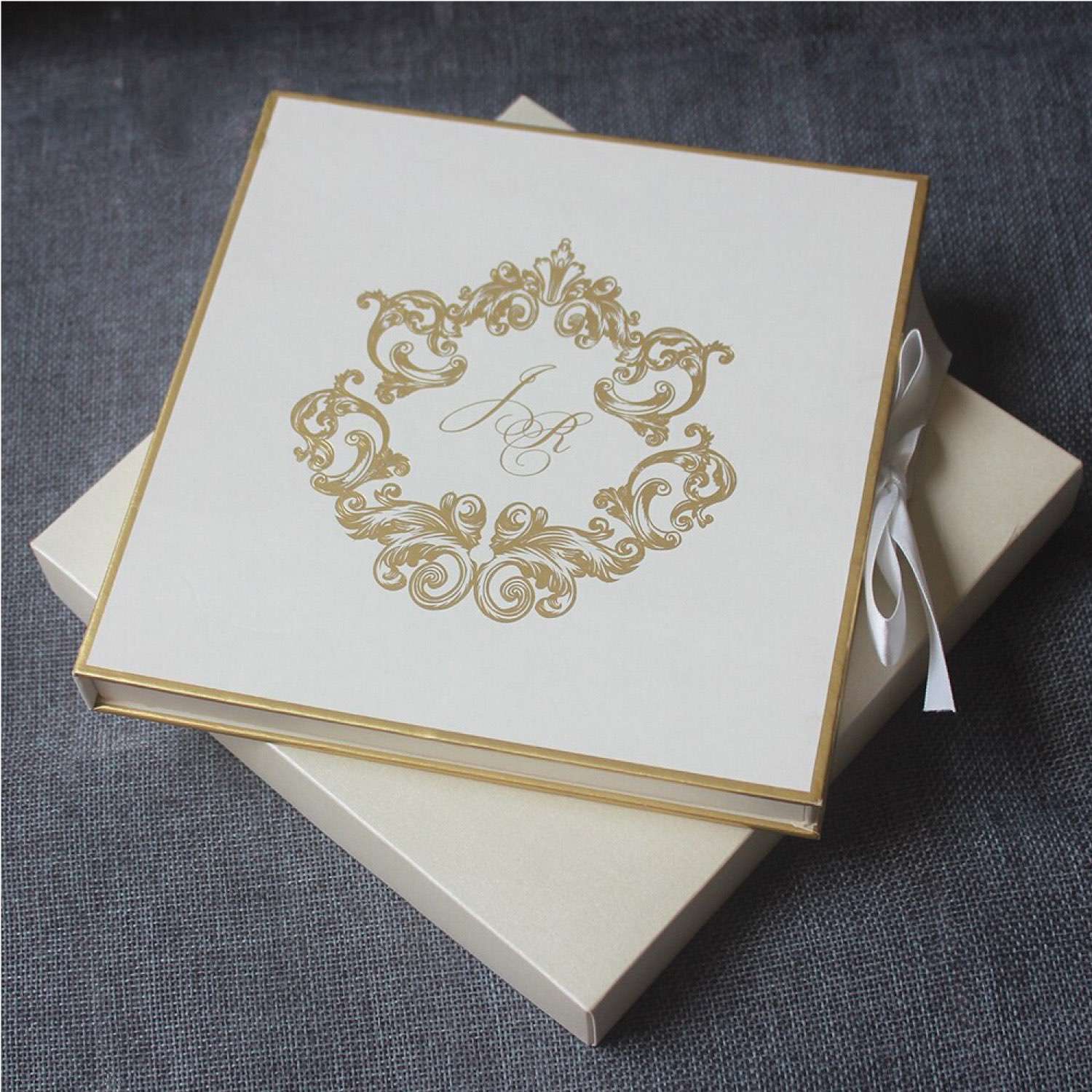 Hardcover Box Transparent Acrylic Invitation Card Latest Invitation